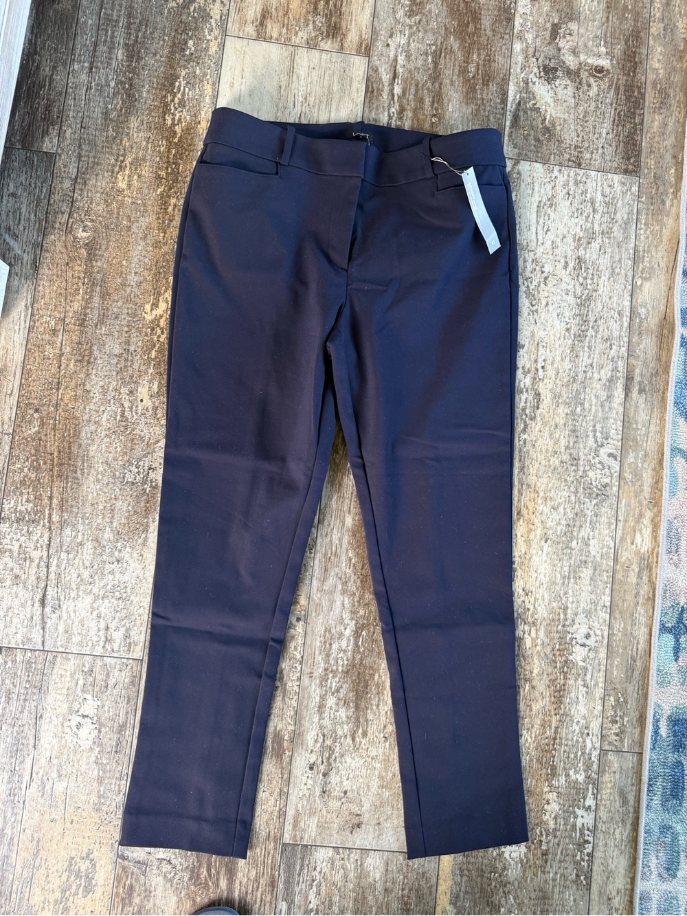 2 for $30 sale: NWT Loft skinny tapered leg dress pants back center seam - 10